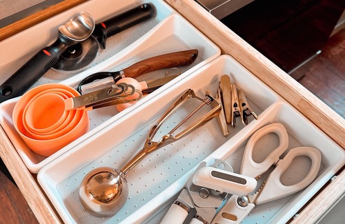 Xenia House | 4-bedroom house in historic downtown Xenia w/WiFi, AC. Book your stay now!