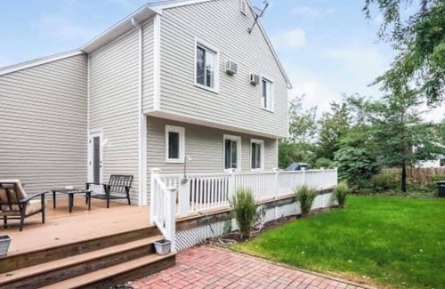 Silver Beach House | 4-bedroom house in North Falmouth. 2 private beaches within walking distance.