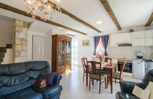 Mocici House | 4 bedroom lovely home in Cilipi