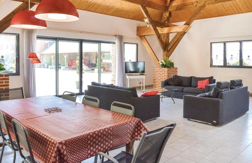 Roisel House | 4 Bedroom Lovely Home In Roisel