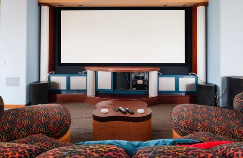 Rancho Santa Fe House | 4 BEDROOM RANCHO SANTA FE HOME W POOL BEAUTIFUL YARD AND THEATRE