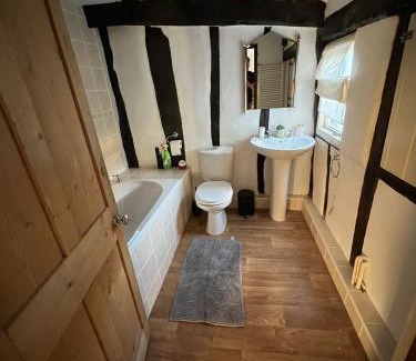 Wymondham House | 4 Bedroom townhouse on one of the oldest streets