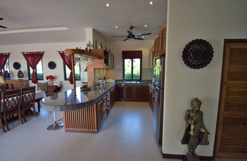 Plai Laem Villa | 4 Bedroom Villa with Private Pool in Walled Garden