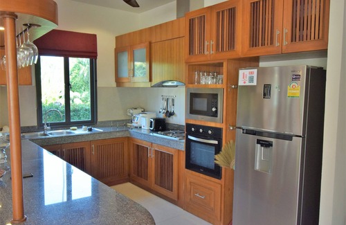 Plai Laem Villa | 4 Bedroom Villa with Private Pool in Walled Garden