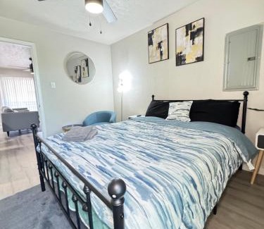 Park Central Apartment | 4 DT Dallas l FIFA READY l Staycation 1Bd1Ba