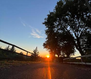 Saint-Aubin-de-Nabirat House | 4-Gîte 4 personnes avec piscine