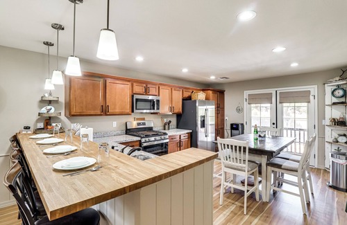 Torreon Cottage | 4 Mi to Fool Hollow Lake: Show Low Home w/Hot Tub