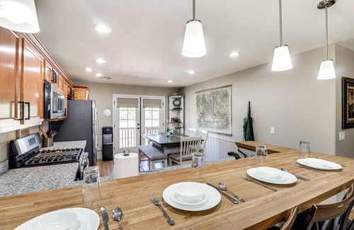 Torreon Cottage | 4 Mi to Fool Hollow Lake: Show Low Home w/Hot Tub