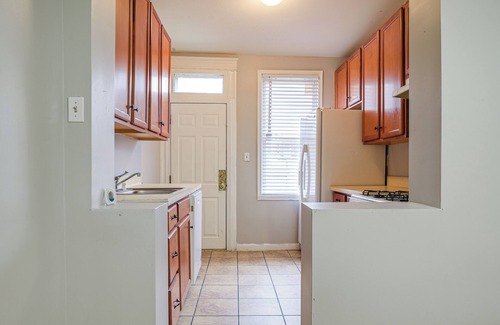 Downtown Baltimore House | 4 Mi to Inner Harbor & JHU: Baltimore Townhome!