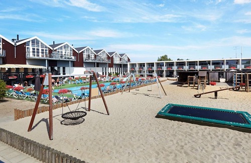 Bønnerup Strand Apartment | 4 person holiday home in Glesborg