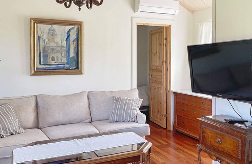 Granna House | 4 person holiday home in GRÄNNA