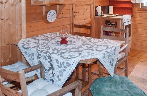 Hyllestad House | 4 person holiday home in Leirvik i Sogn