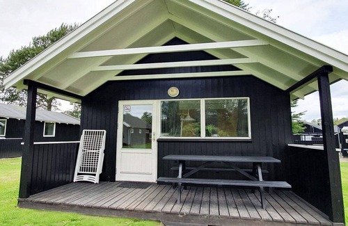 Beder Malling House | 4 person holiday park home in Malling