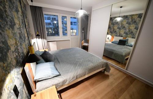 Pila Apartment | 4 Pokoje, Oddzielne biuro do pracy, Kominek, Klimatyzacja, Idealne dla Rodzin z dziećmi, Przy Parku na Wyspie