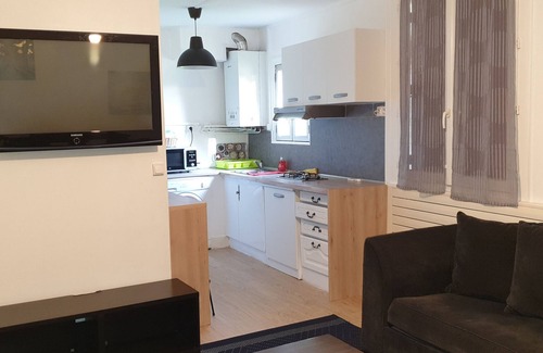 Stains Apartment | 4-room apartment +living room