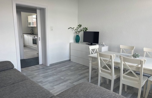 Region Hannover District Condo | 4 room new apartment center contactless