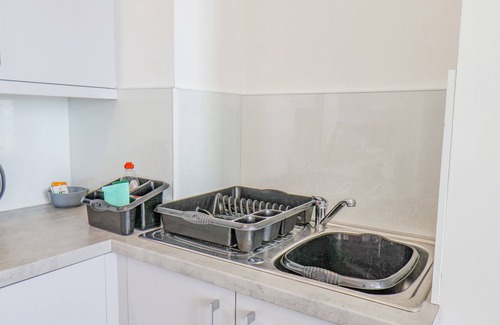 Bridlington Old Town Cottage | 4 SEAVIEW @ BRIDLINGTON BAY, romantic in Bridlington