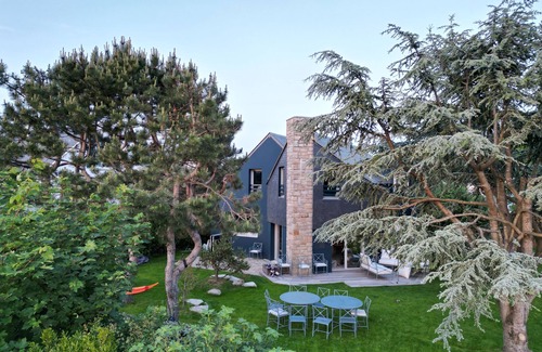 Vannes Villa | 4* villa on the water with Jacuzzi, marina, near historic center