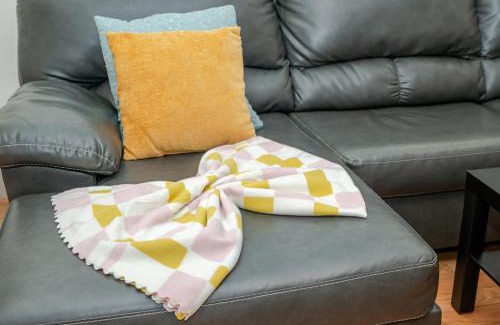 Quincy House | 41 - 3BR Quincy - Lovely Townhouse near Adams