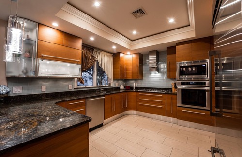 Newton House | 4BR, 4Bath Dream Home Experience: sauna, hot tub, pool. Explore Boston in Style!