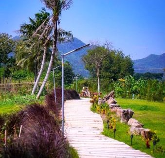 Kaeng Krachan House | 4J River Camping and Resort