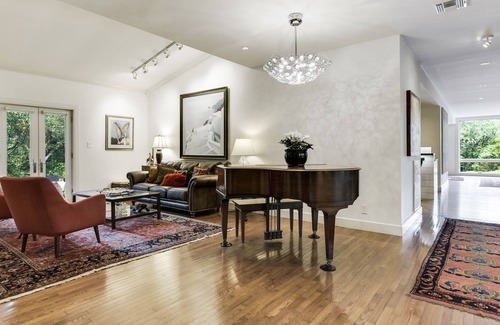 West Lake Hills House | 4th Nt Free* I Above Chaparral I Groups I 5mi to Downtown|Pool&Spa IRoof Deck