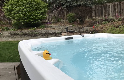 North Spokane House | 5-BEDROOM 3,000 sq.ft. BEAUTIFUL HOME, SPA, THEATER, GYM, NEAR UNIVERSITY