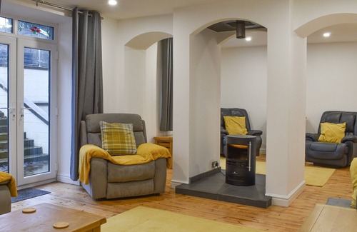 Rhiwbryfdir Cottage | 5 bedroom accommodation in Blaenau Ffestiniog