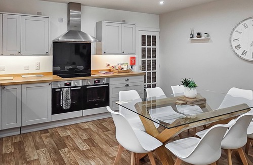 Scaniport Cottage | 5 bedroom accommodation in Scaniport, near Inverness