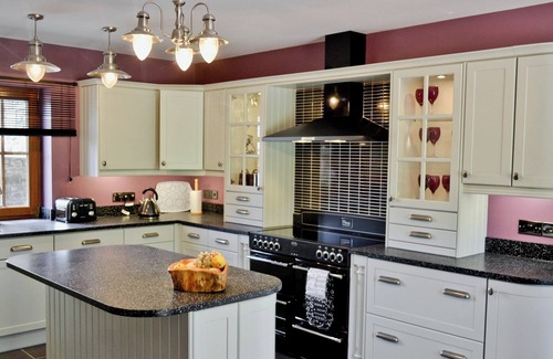 Felinfach Cottage | 5 bedroom accommodation in Mydroilyn, near Aberaeron