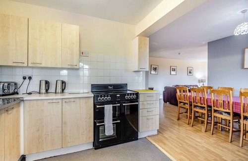 Tunstall Cottage | 5 bedroom accommodation in Heritage Marina, near Congleton