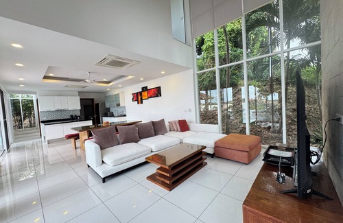 Choeng Mon Villa | 5 BR Sea View Private Pool Villa Short Walk to Choeng Mon Beach