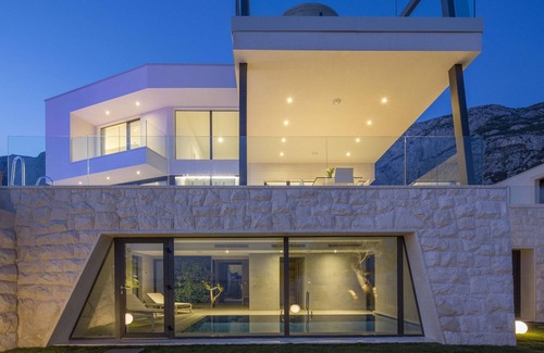 Zelenka Villa | 5*Familiy Villa,Seaview,Indoor&Outdoor Heated Pools+free airport transf up to 7p