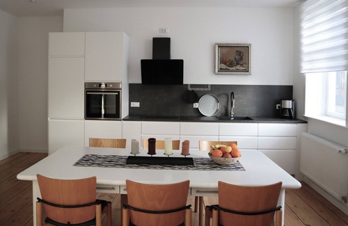 Breetz Apartment | 5 Ferienwohnung in Historischem Alten Gutshaus in Breetz am Fluss