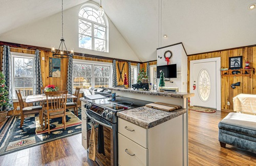 Cana Cabin | 5 Mi to Blue Ridge Parkway: Mountain Cabin in Cana