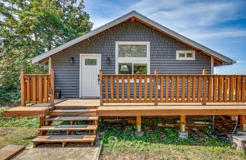 South End Apartment | 5 Mi to Dtwn Tacoma Modern Studio Retreat