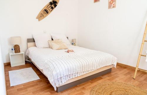 Jussieu Villa | 5 min château Charmante maison et son jardin privé