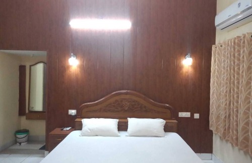 Patna Hotel | 5 minutes to the JAY PRABHA MEDANTA HOSPITAL ! Family-sized room