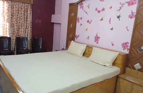 Patna Hotel | 5 minutes to the JAY PRABHA MEDANTA HOSPITAL ! Family-sized room