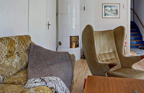 Horn House | 5 person holiday home in HORN