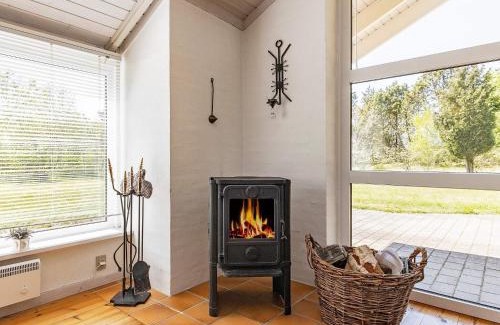 Vestero Havn House | 5 person holiday home in Læsø