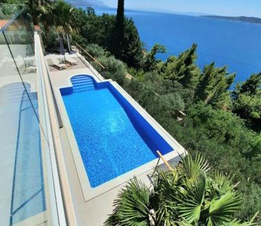 Pisak Villa | 5 stars 2 bedrooms villa BLUE DREAM village Pisak Croatia