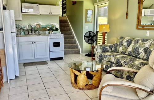 Punaluu Condo | #5 Well Maintained Studio with Ocean Views