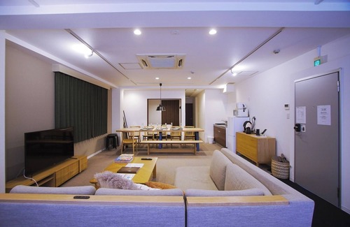 Kita Apartment | 501 Osakas largest 120 square meter private ro/Osaka Ōsaka