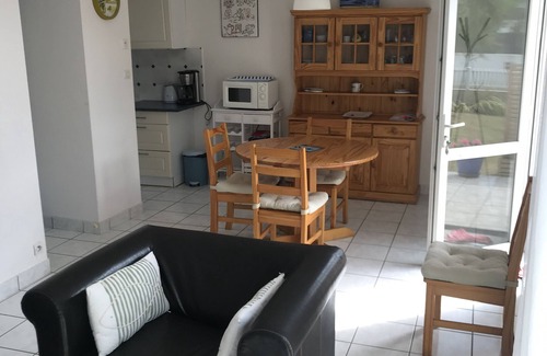 Santec House | 50m from the sea Holiday house for 2 people in Dossen