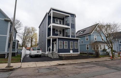 Codman Square Apartment | 558-3 3BR Boston - Modern Nest near Franklin Park