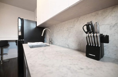 Bridgeport Apartment | 59 Rennell St, Bridgeport · Lovely 1 bedroom cozy modern apartment w/75” 4K TV