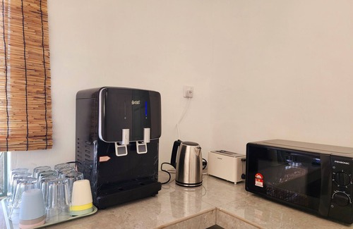 Taman Mayang House | 5BedR 3Bath PJ Kelana Jaya Corner Landed/18P/BBQ/Paradigm/Petaling Jaya