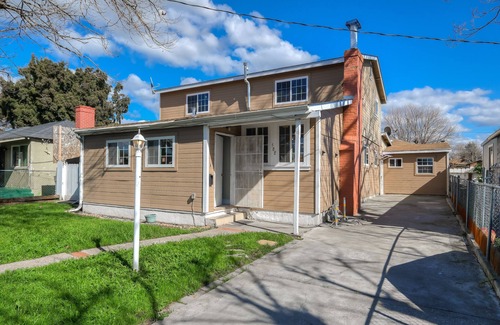 Oakland House | 5br/3ba house near OaklandAirport & RaiderStadium