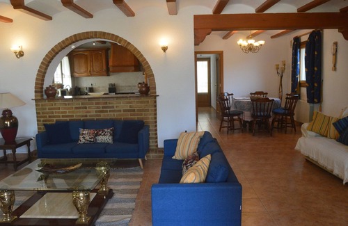 Tarraula Villa | 6 Bed, air conditioned Villa w/huge pool and private grounds